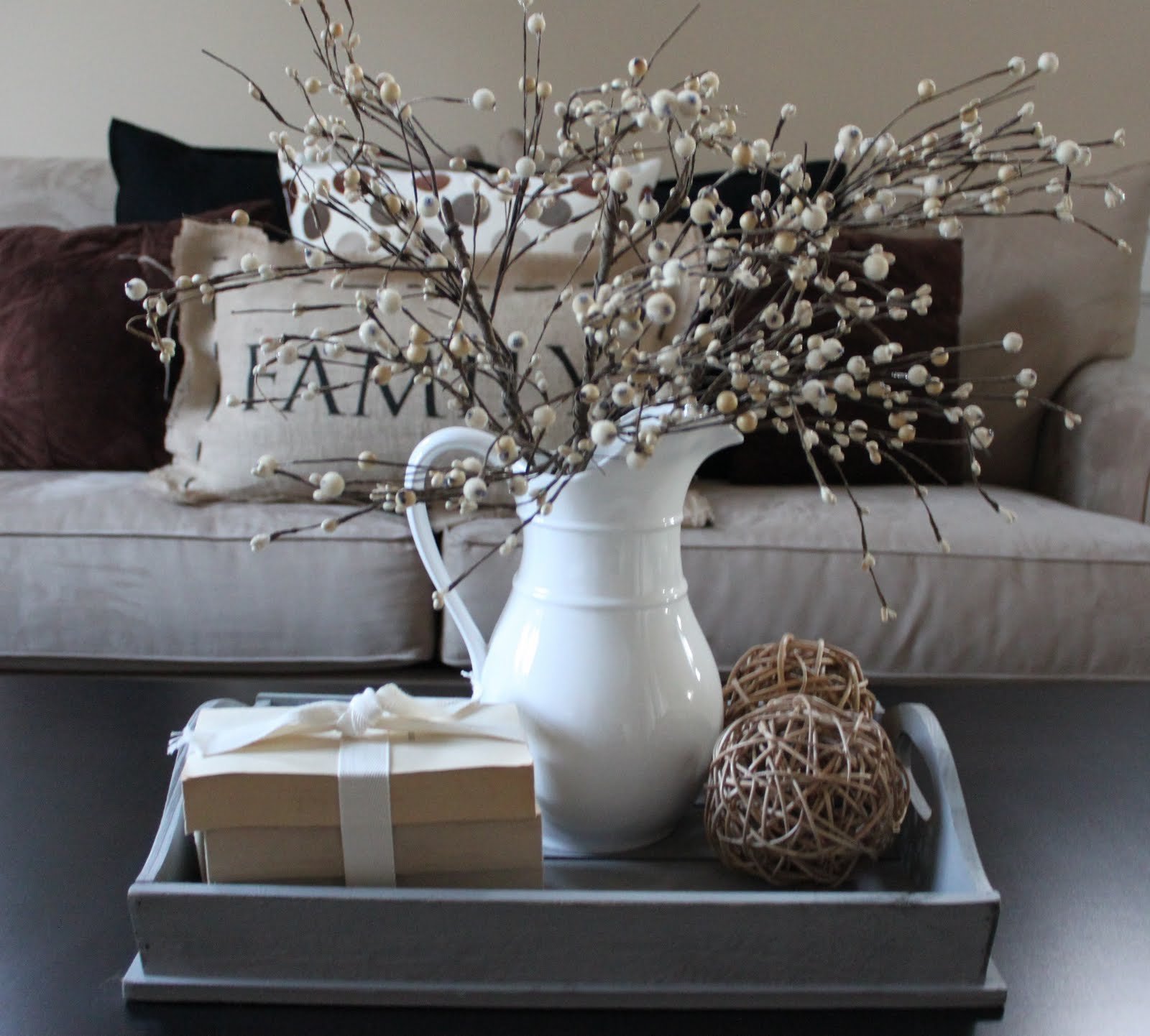 How to get the Farmhouse Style Living Room