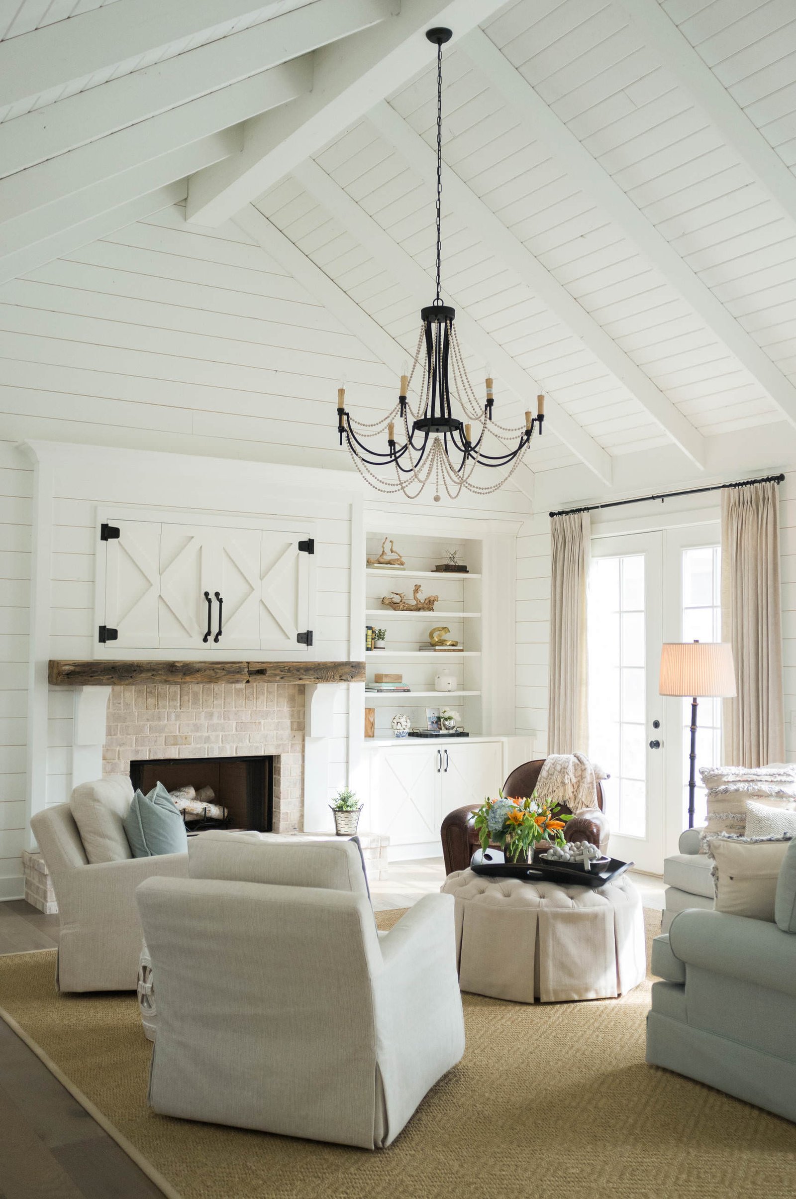 How to get the Farmhouse Style Living Room