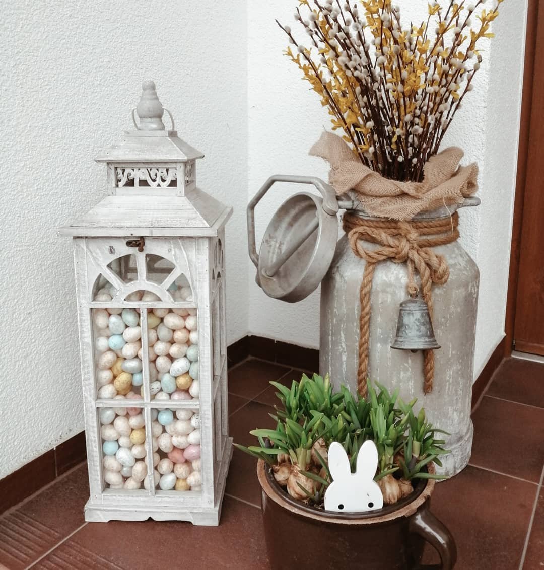 Easter front porch decor