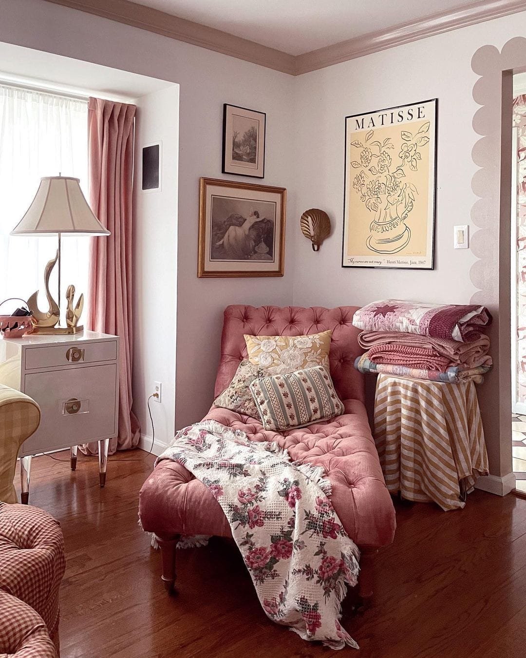 How to Incorporate Vintage Eclectic Design in a Modern Space