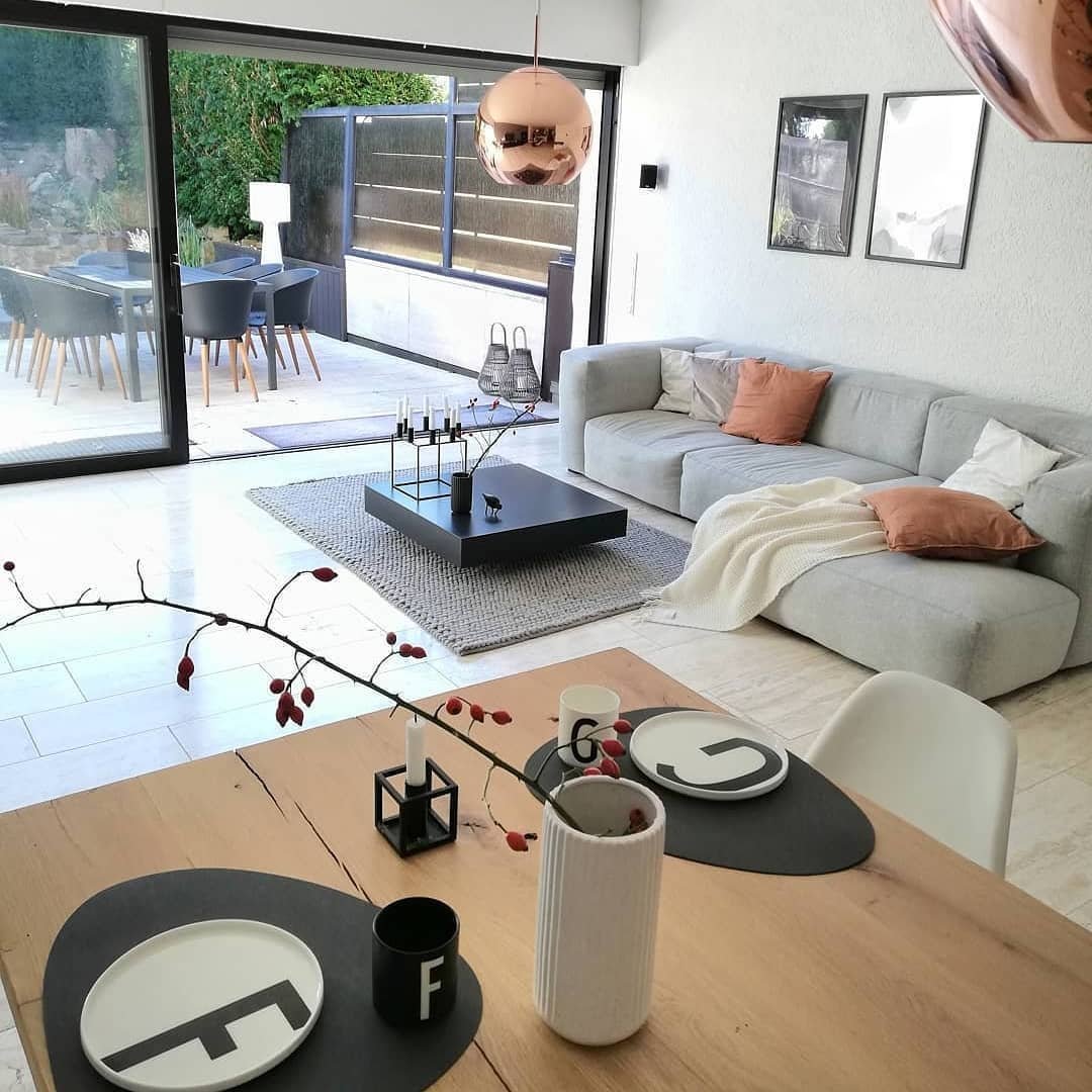 Minimalism and Mid-Century Modern: A Perfect Combination for Your Living Room
