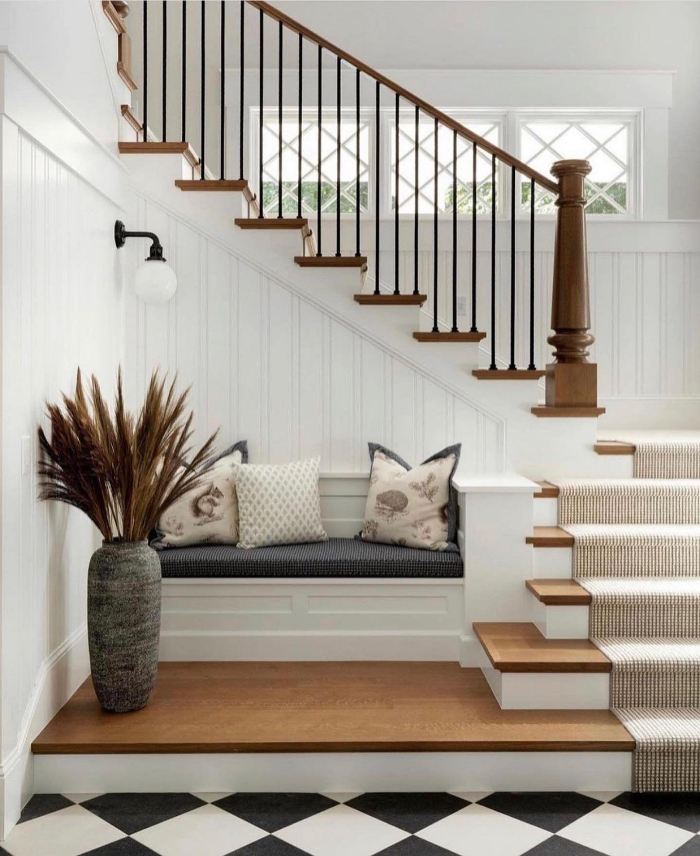 Innovative Twists: Unique Ideas for Farmhouse Stair Railing Designs